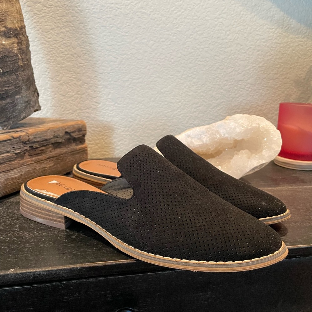 Black Mules!